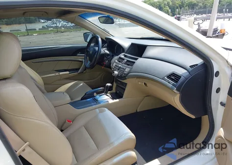 2010 Honda Accord 2.4 Ex-L из США, поврежденный, VIN 1HGCS1B84AA004372